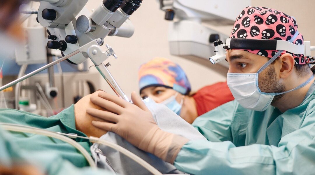 Ін’єкційна ларингопластика в разі парезів гортані та втрати голосу