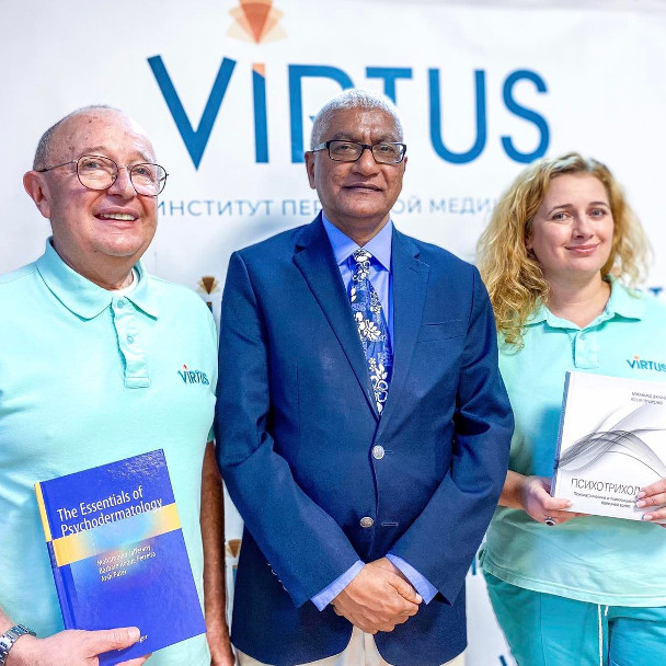 Друзі, 15 грудня у конференц-залі Інституту VIRTUS відбулось одразу дві яскраві події.